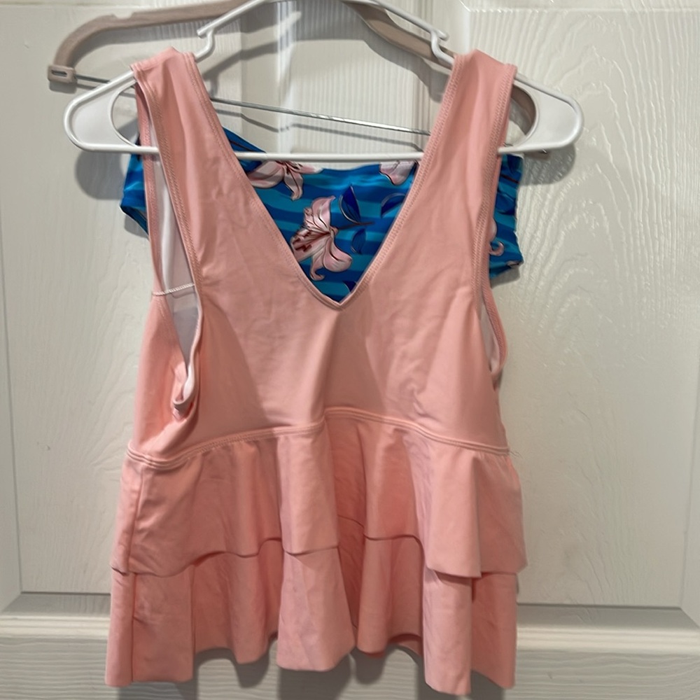 Beachsissi Pink Ruffled V-Neck Top and floral bottoms - Picture 3 of 7